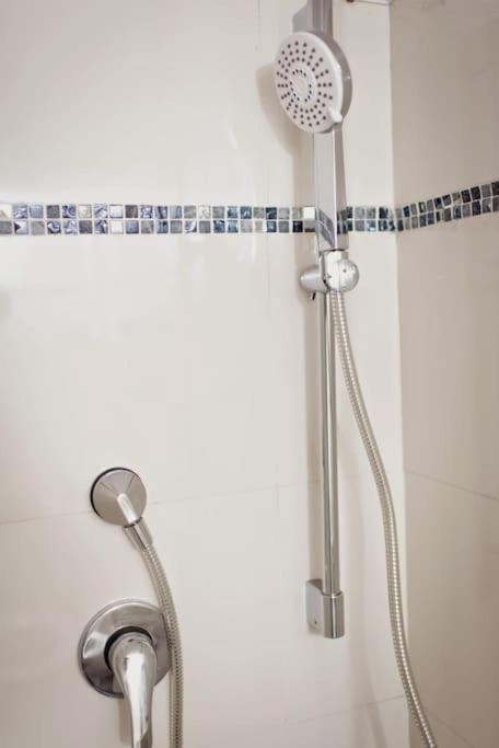 Gallery studio apartment view 4