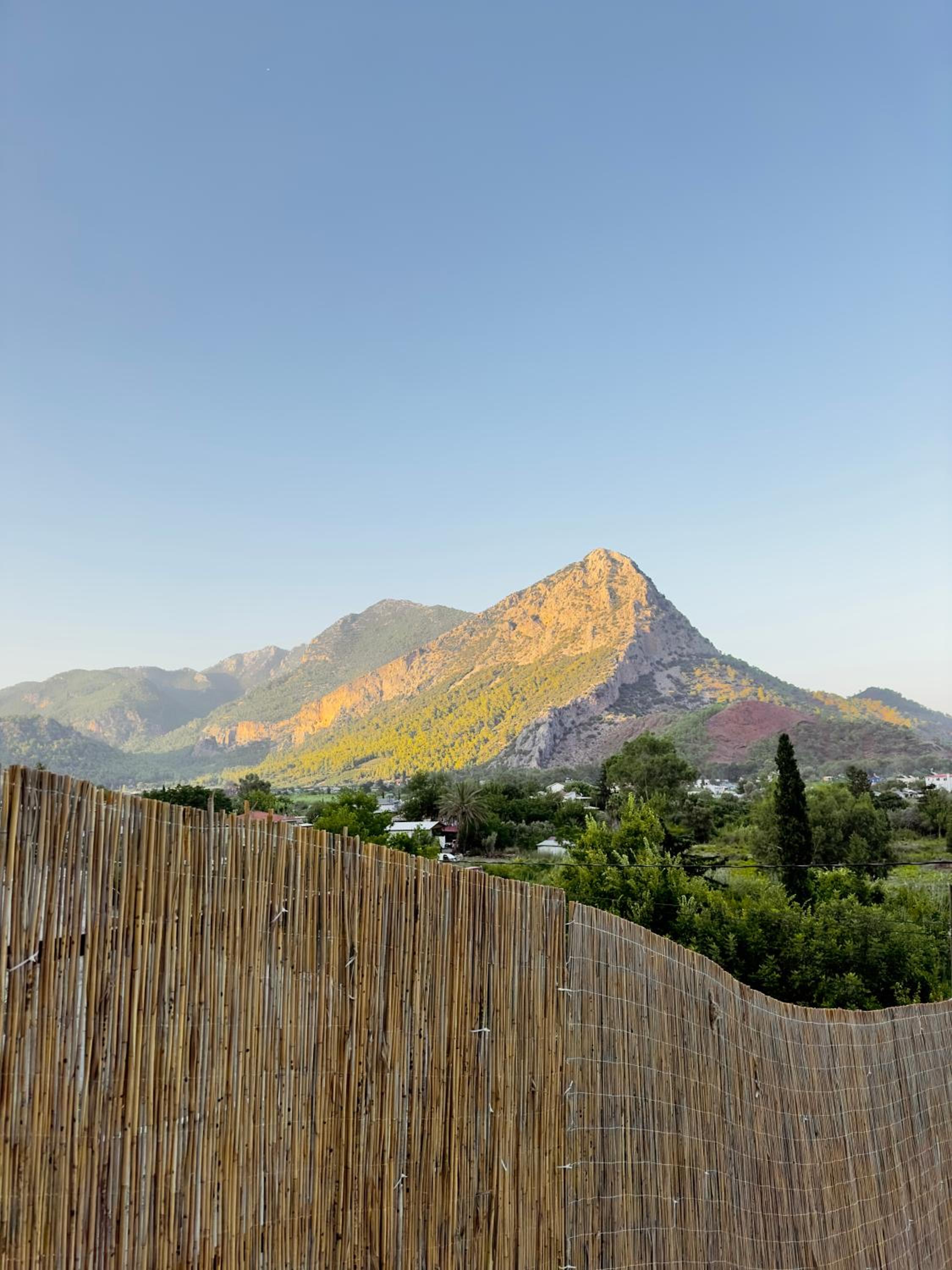 W ADRASAN view 3