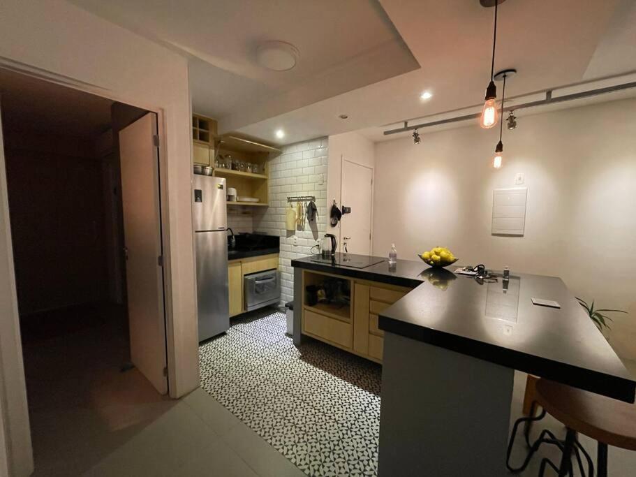 Large 1 Bedroom 2 Balconies and a work space