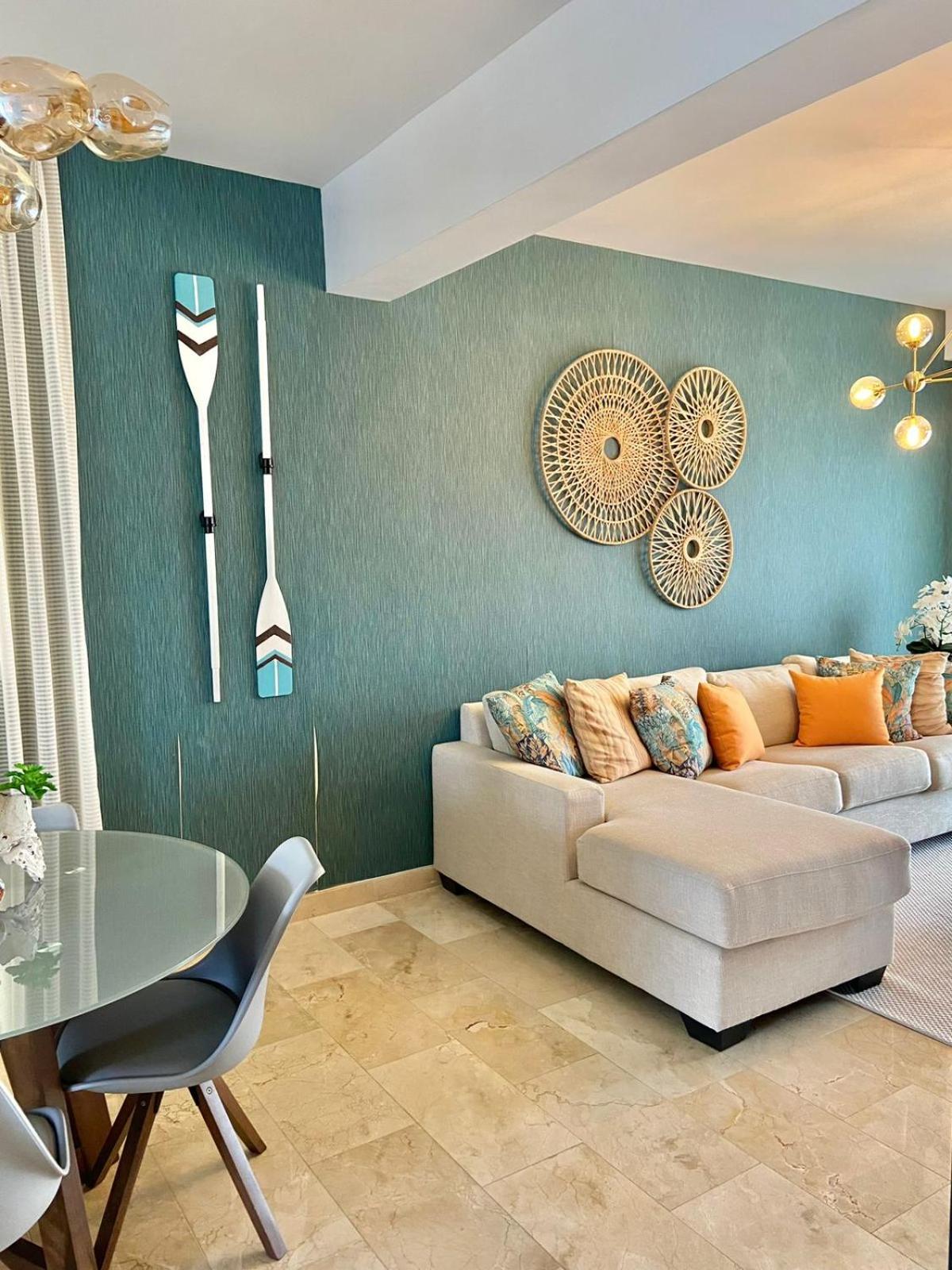 Canarok condo