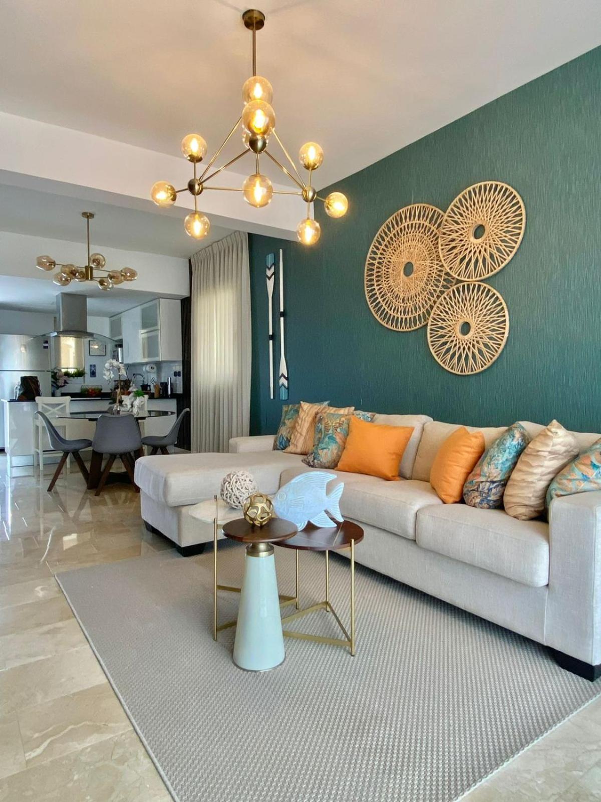 Canarok condo