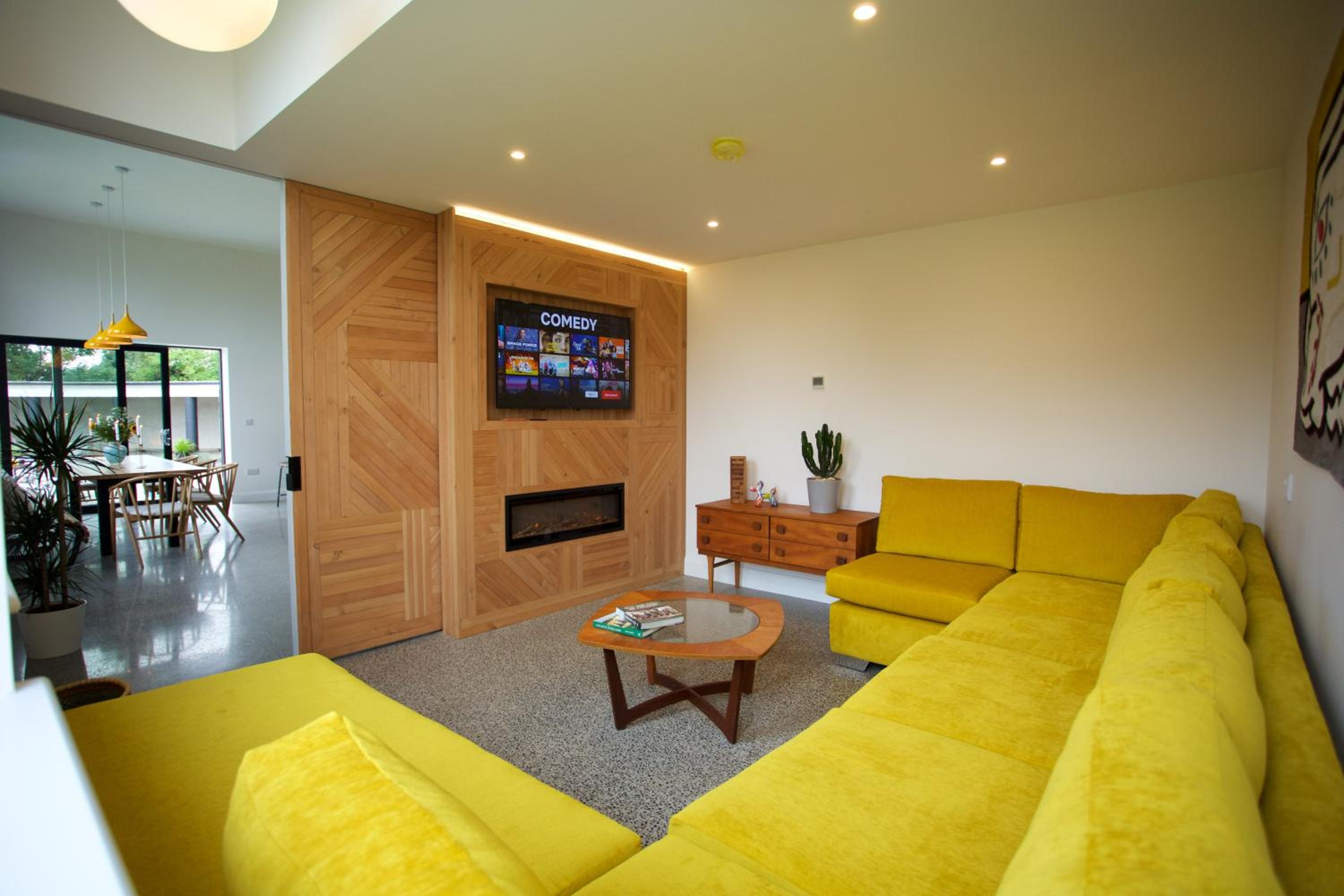 Dillon School House - Luxury in the countryside view 2