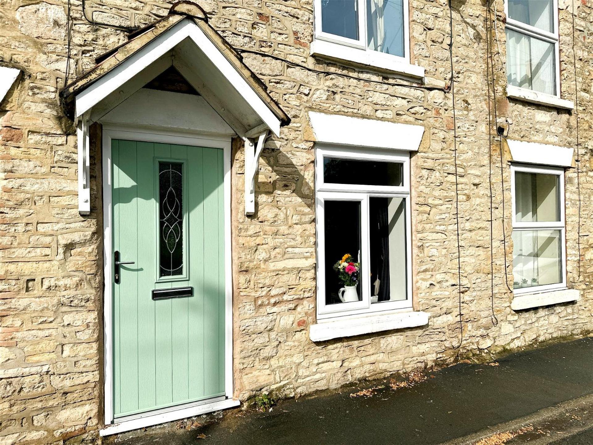 Cosy Country Escape | Fireplace & Views | Leeds & York, photo 15