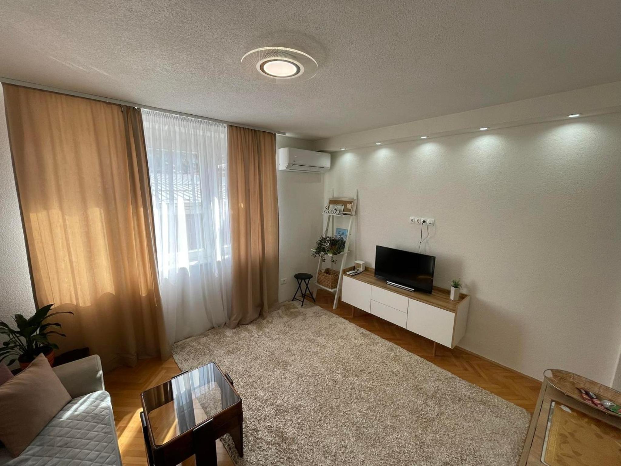 Dženx Apartmani