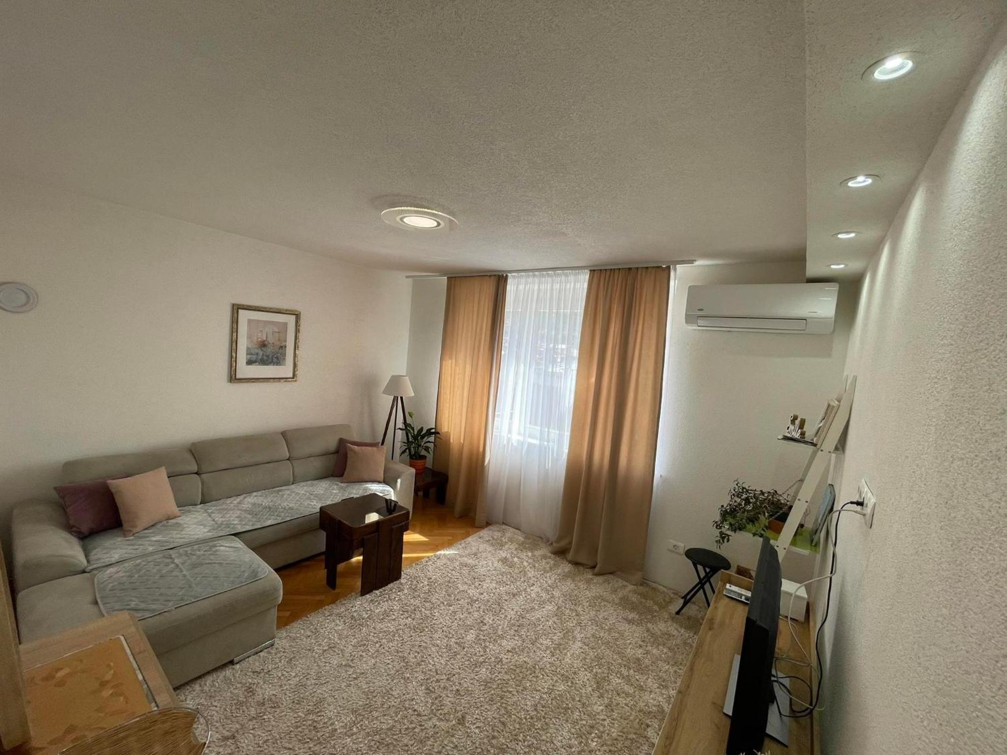 Dženx Apartmani