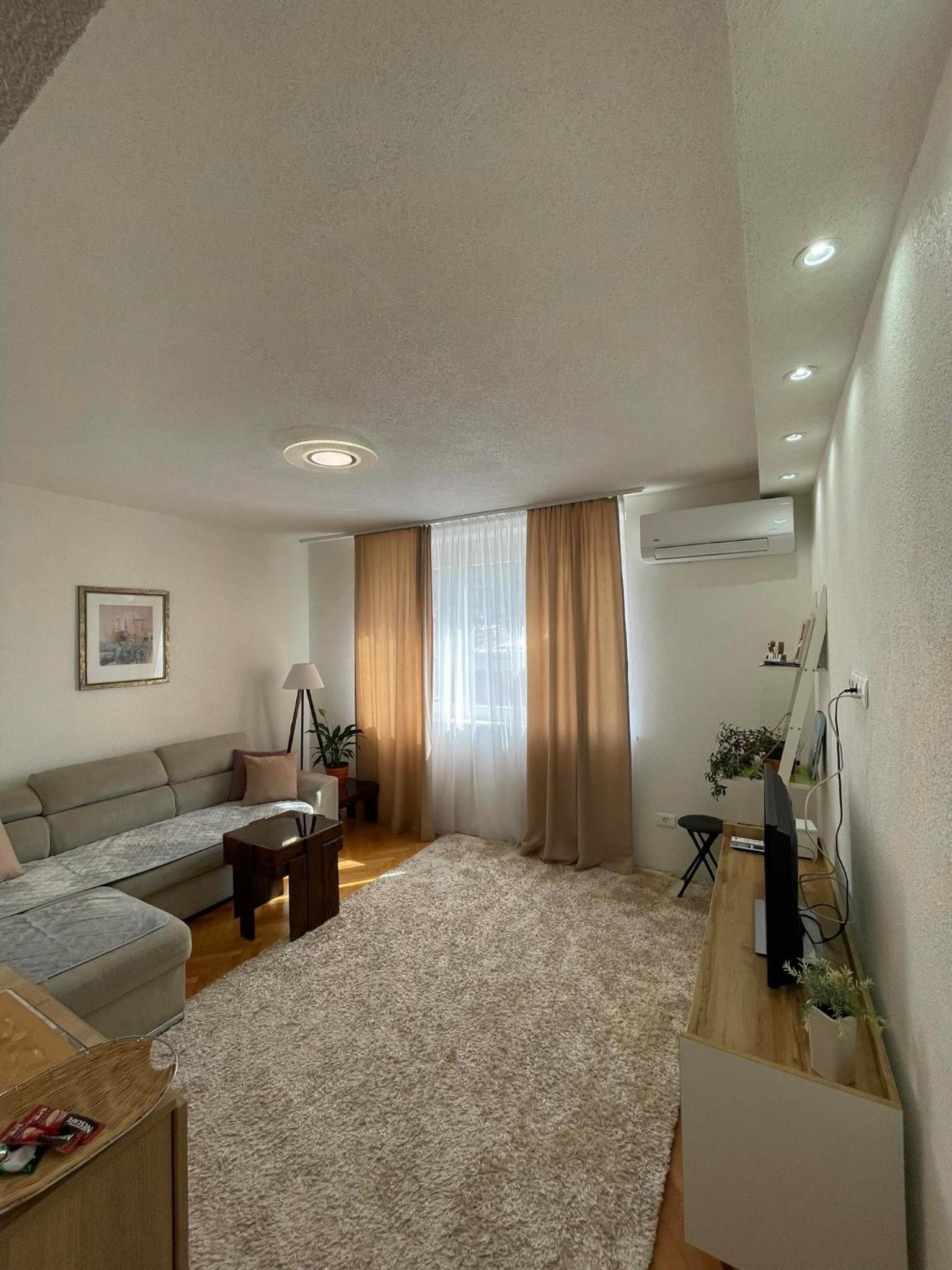 Dženx Apartmani