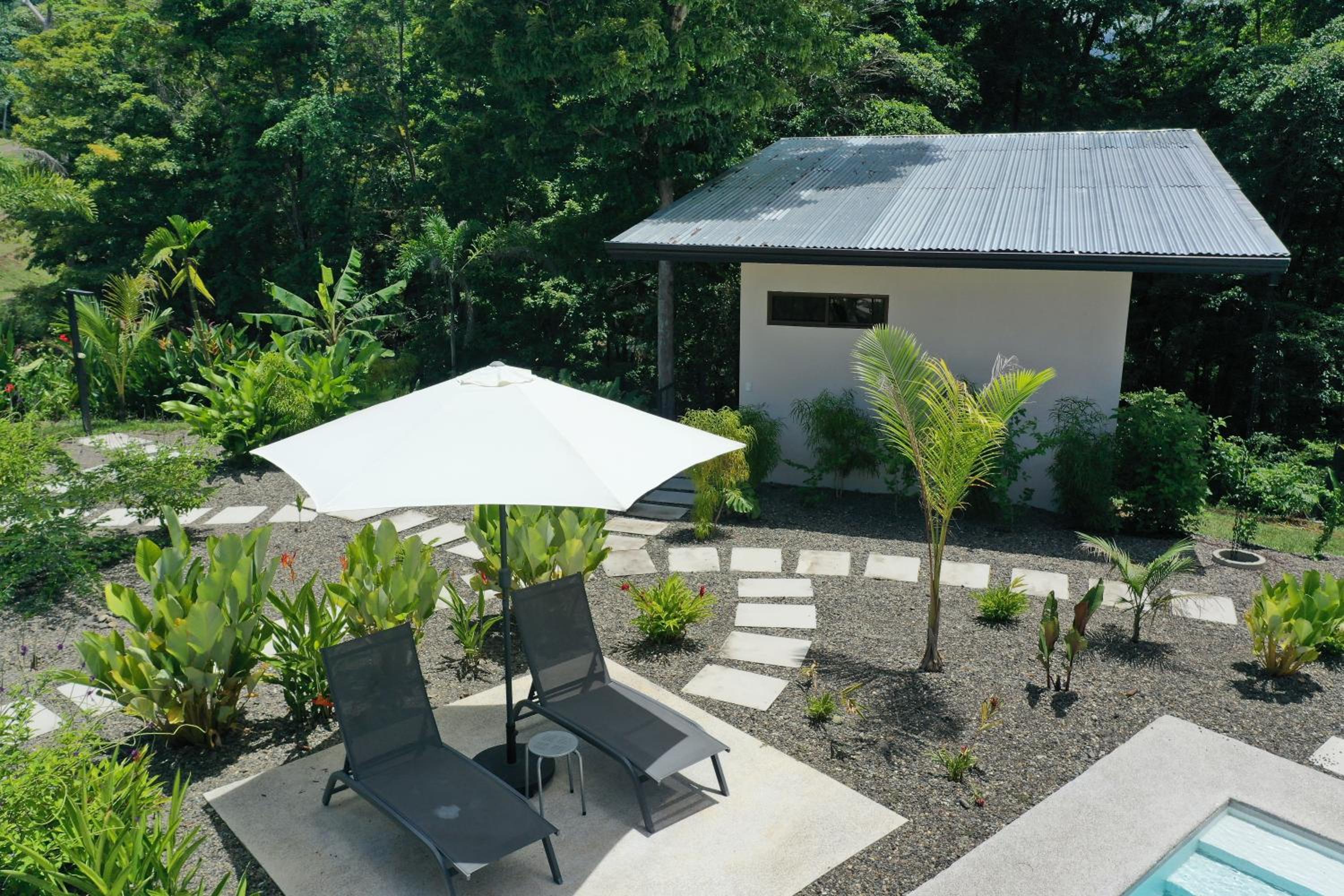 Sharma Costa Rica - Heliconia Casita