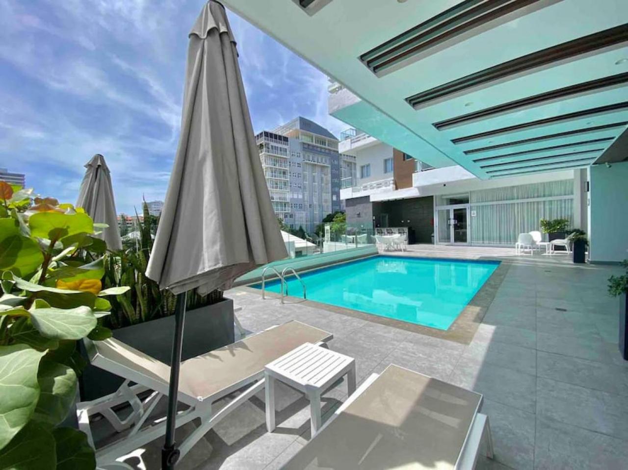 Elegant City Center Condo