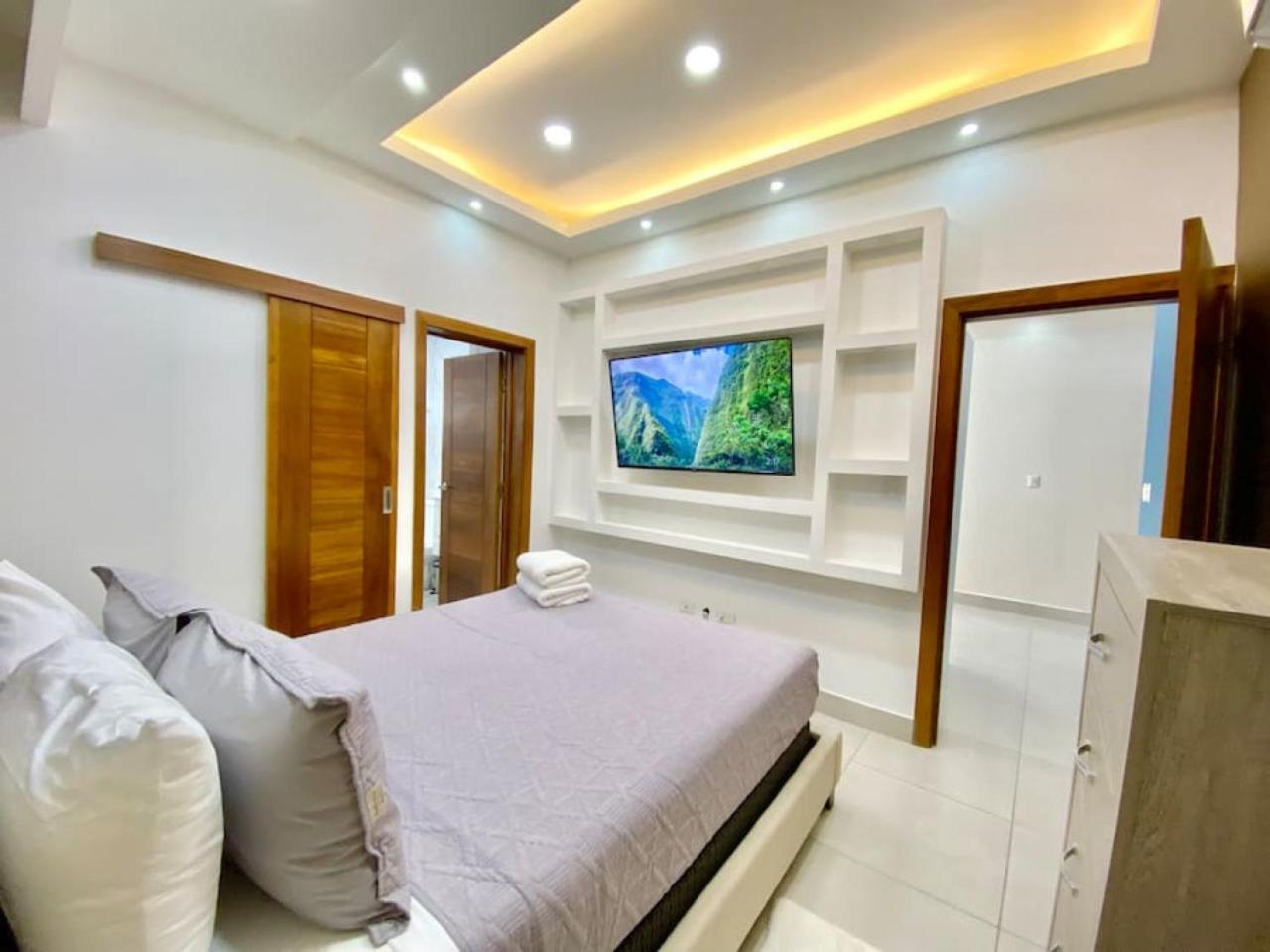 Elegant City Center Condo