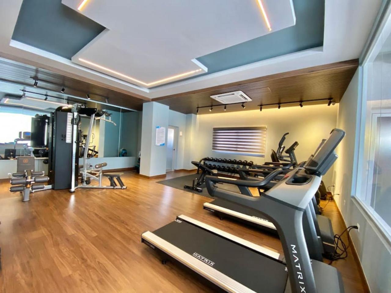 Elegant City Center Condo