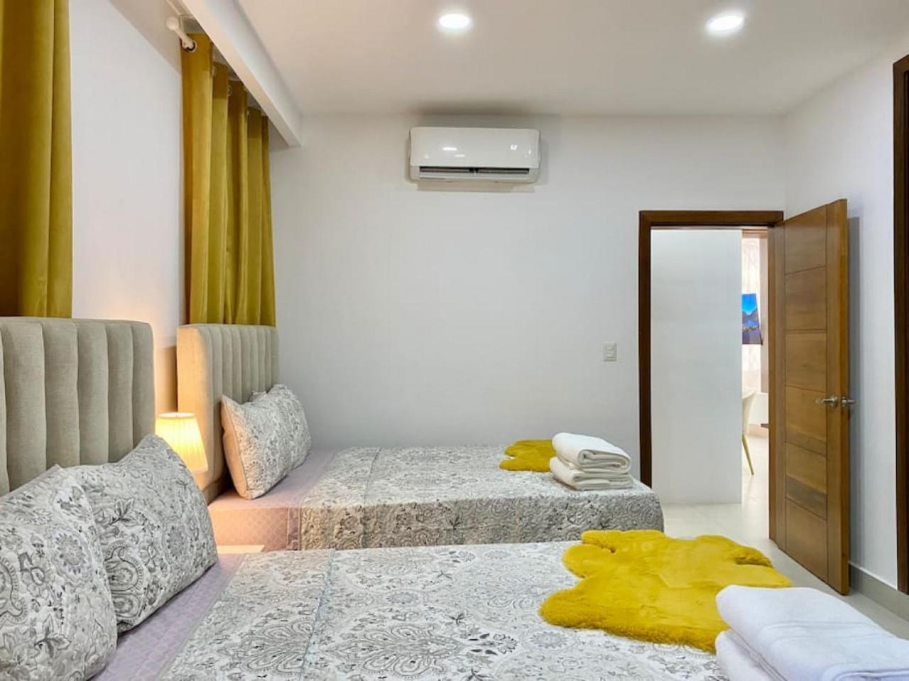 Elegant City Center Condo