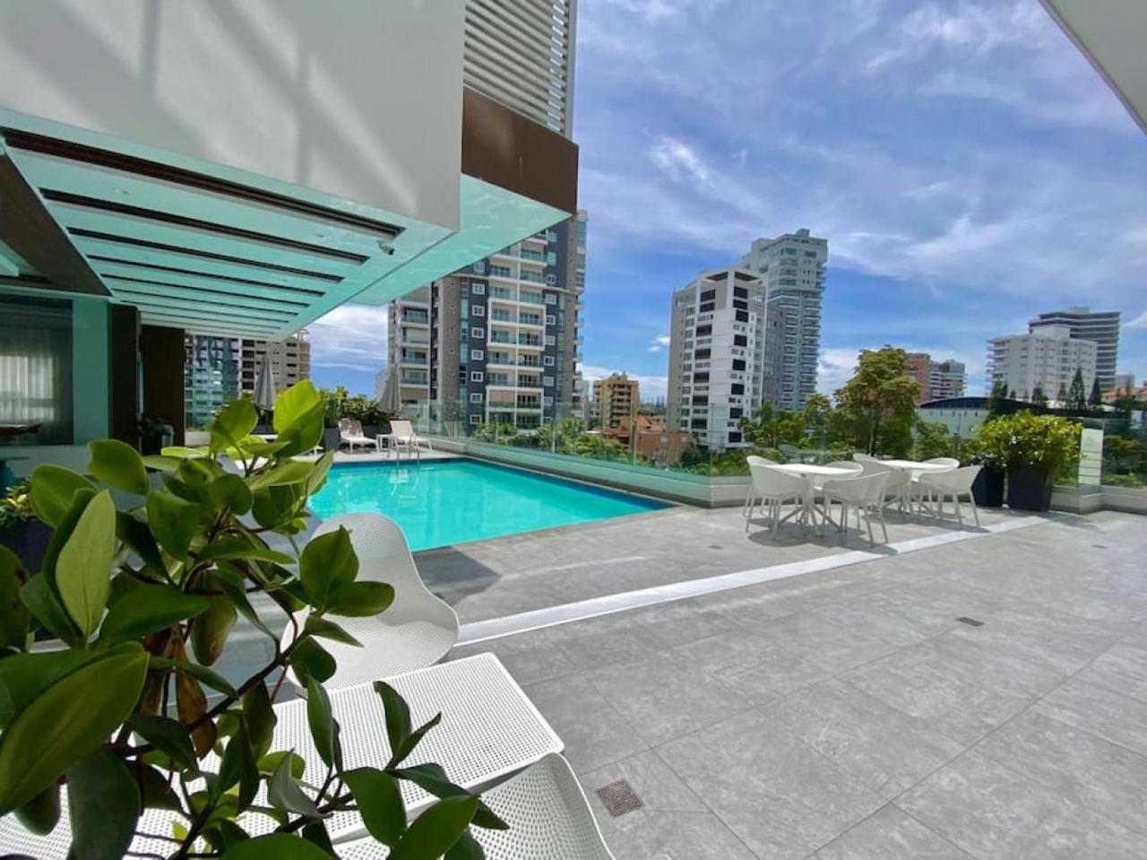 Elegant City Center Condo