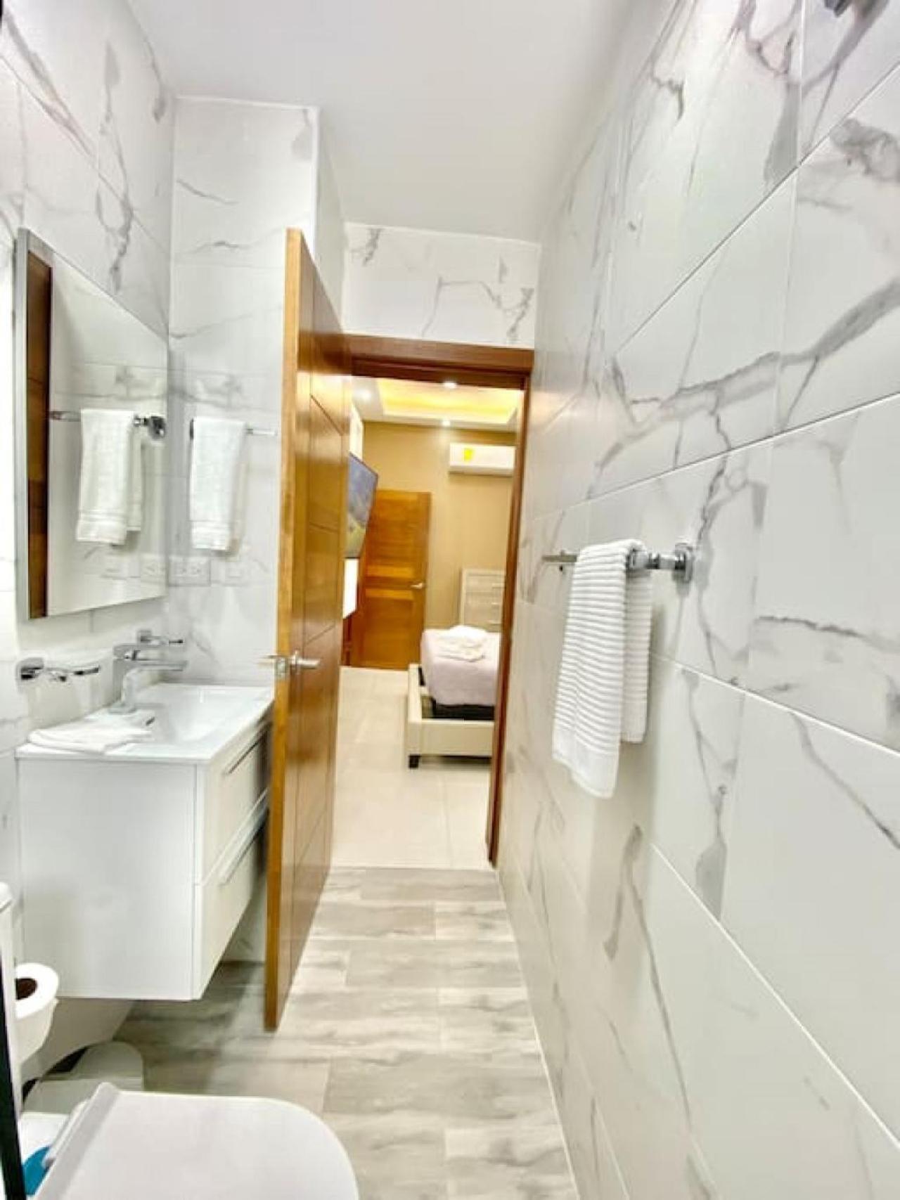 Elegant City Center Condo
