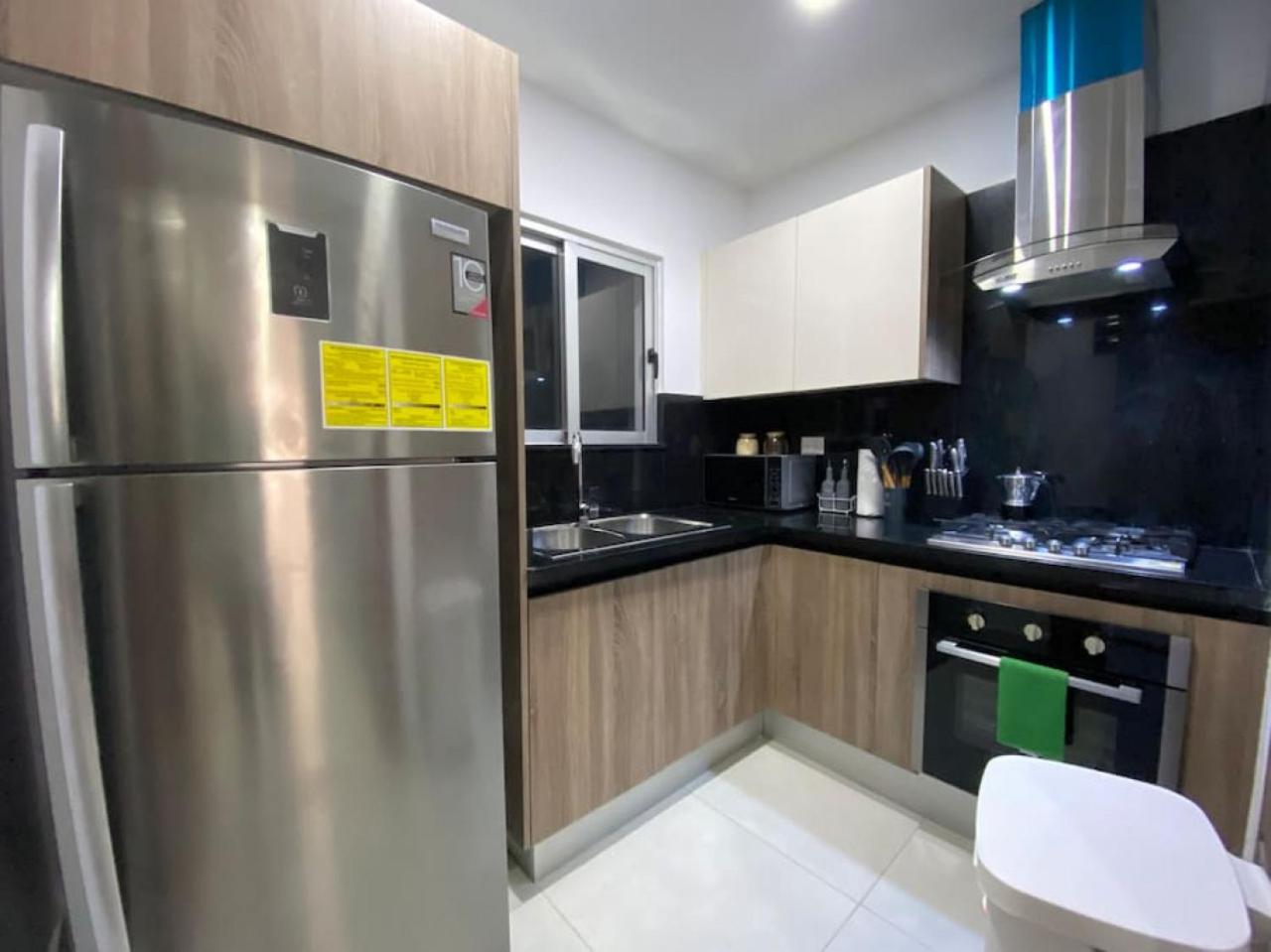 Elegant City Center Condo