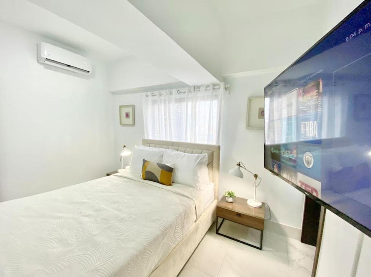 Lovely City Center Condo