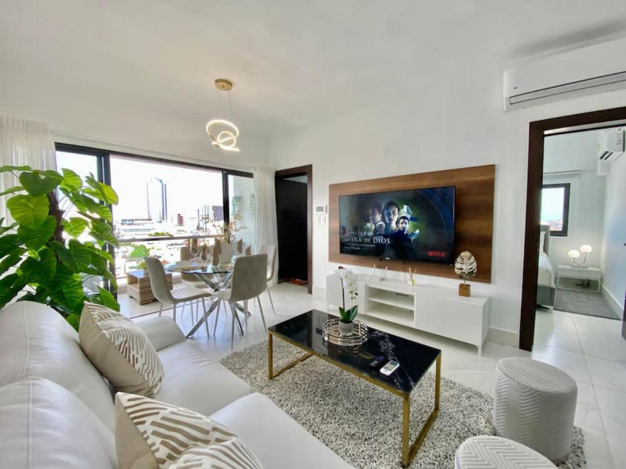 Lovely City Center Condo