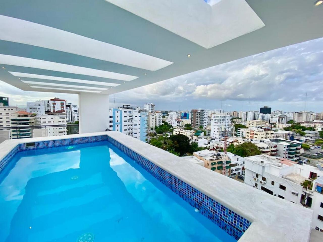 Lovely City Center Condo