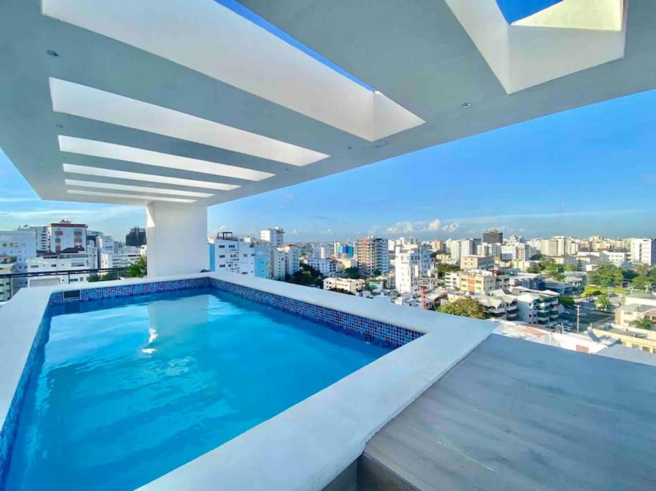 Lovely City Center Condo