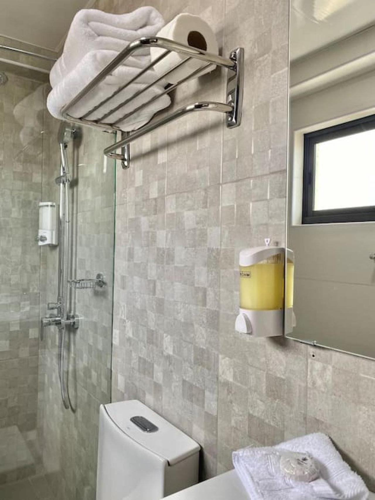Lovely City Center Condo