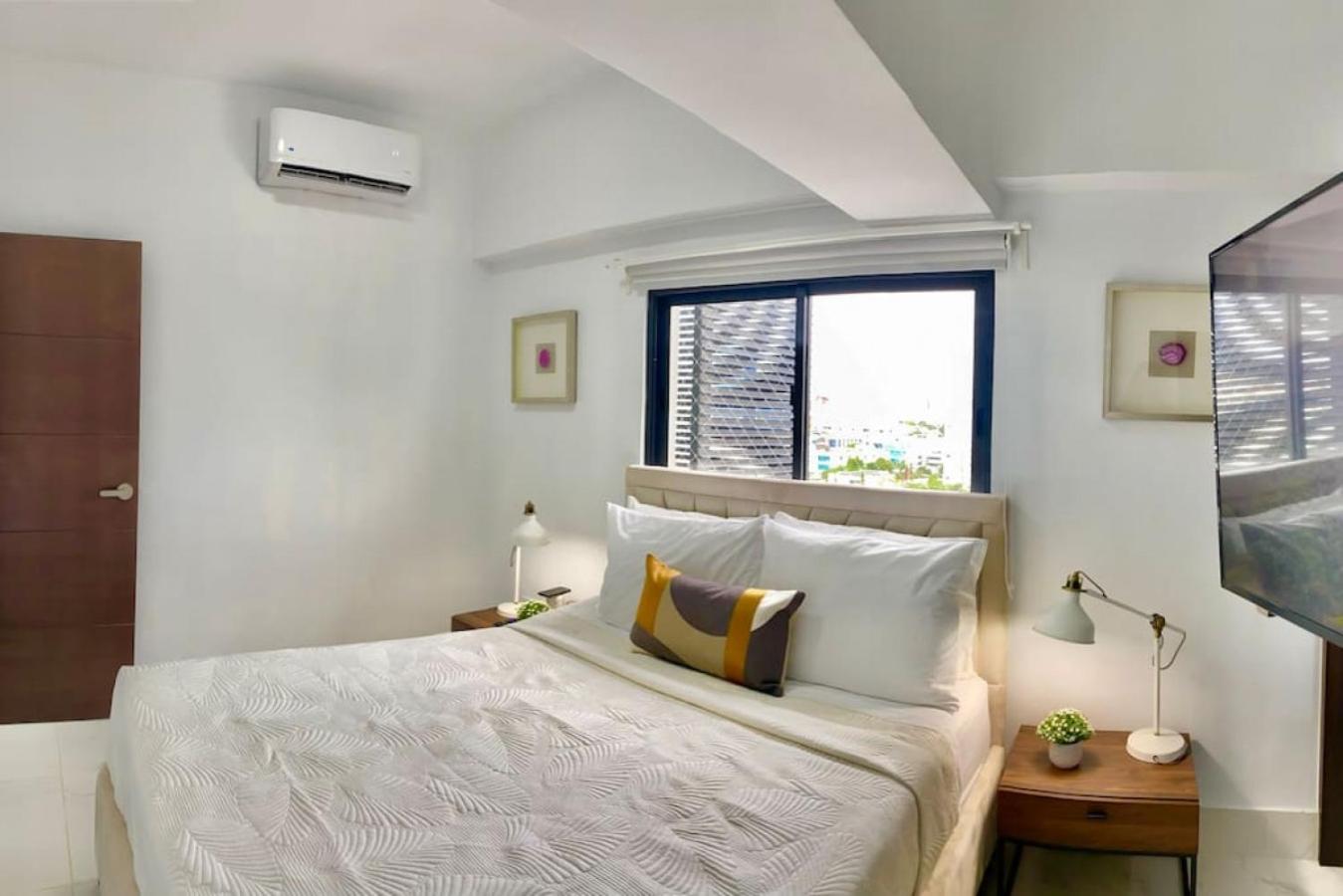 Lovely City Center Condo