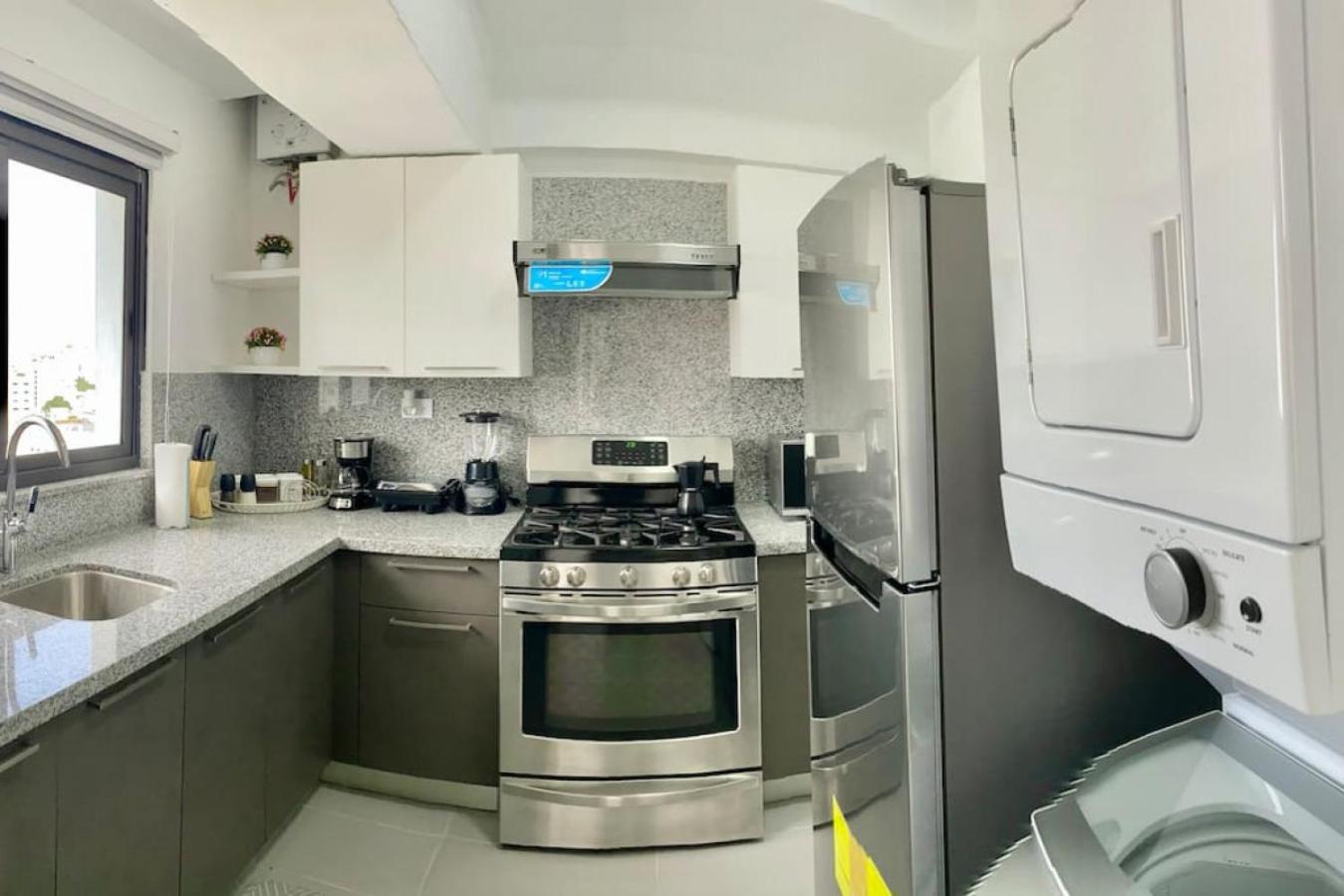 Lovely City Center Condo