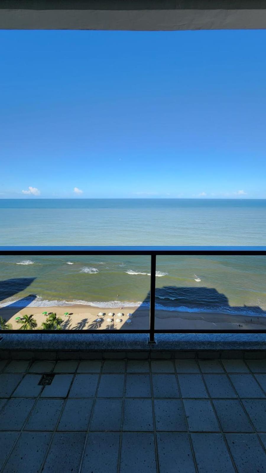 Flat inteiro vista-mar 1313