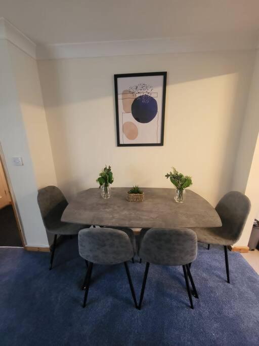 Hotel Stunning seaside town cottage - Image 1