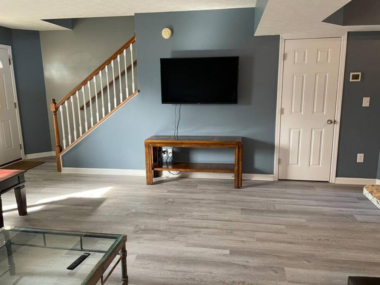 Luxury Townhome 1 Remodeled February 2021 view 4