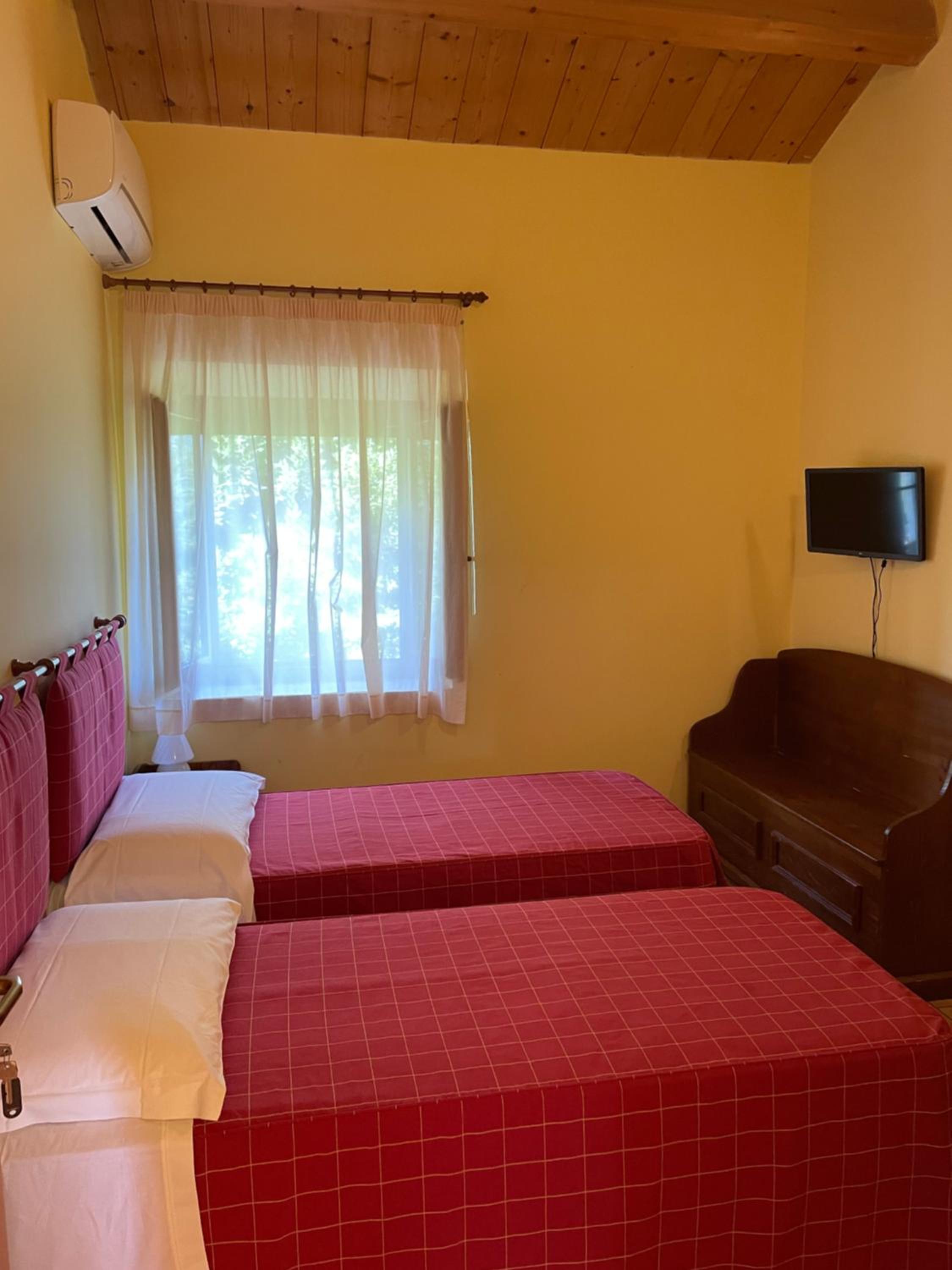 Photo 29