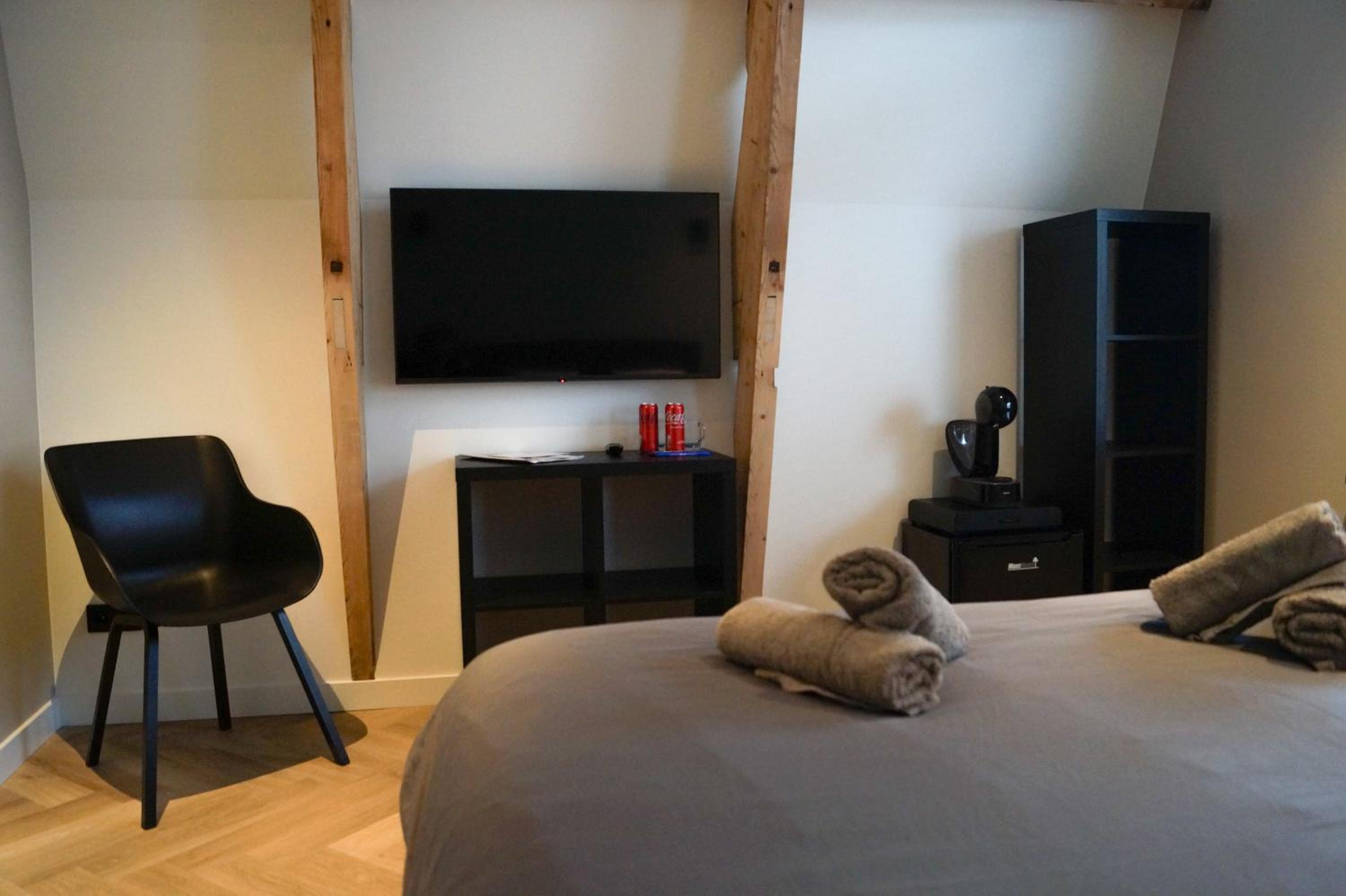 Photo 21