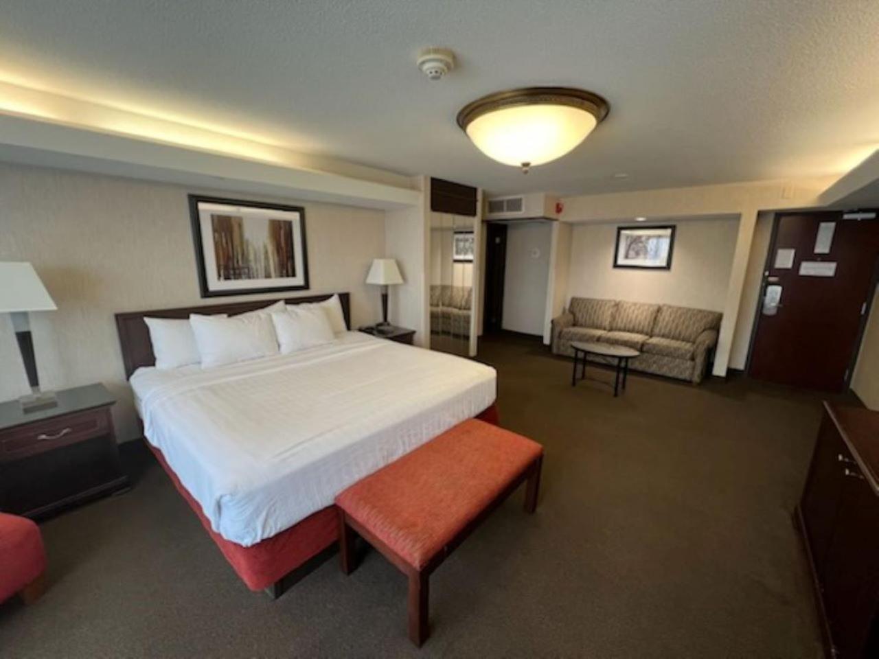 Hotel Lotus Kansas City Merriam - Property Image 12