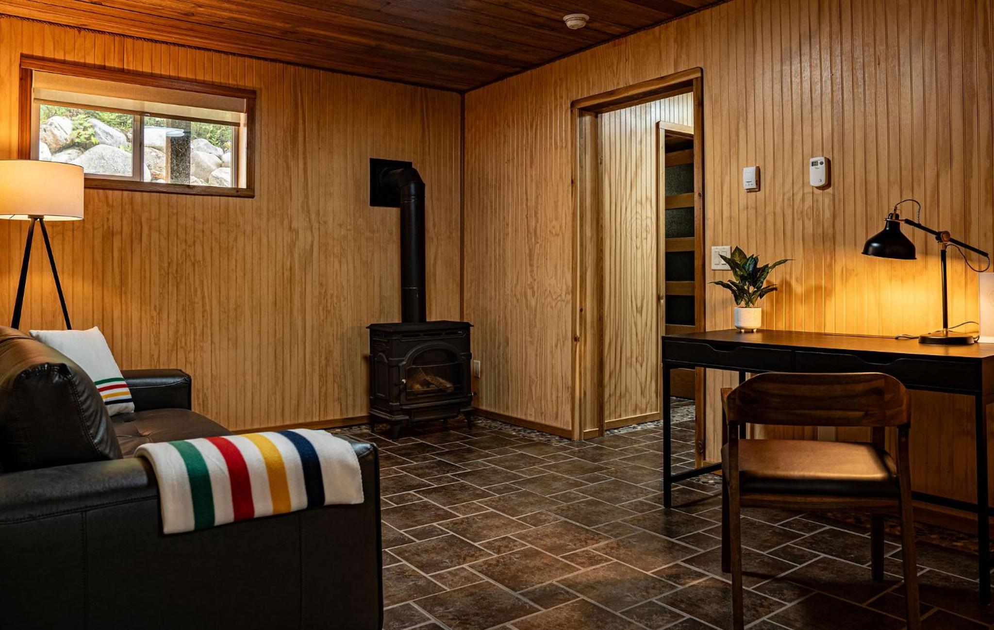 Perry River Lodge