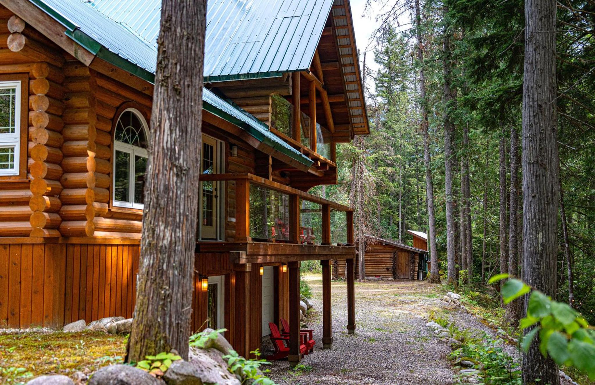 Perry River Lodge