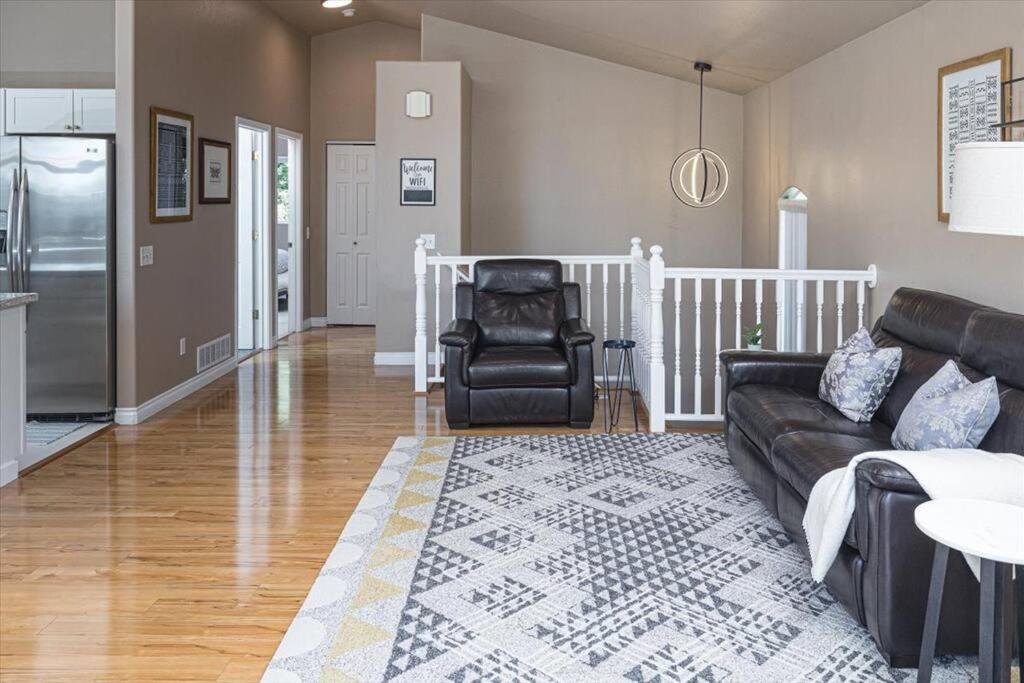 Contemporary Turnagain Townhome