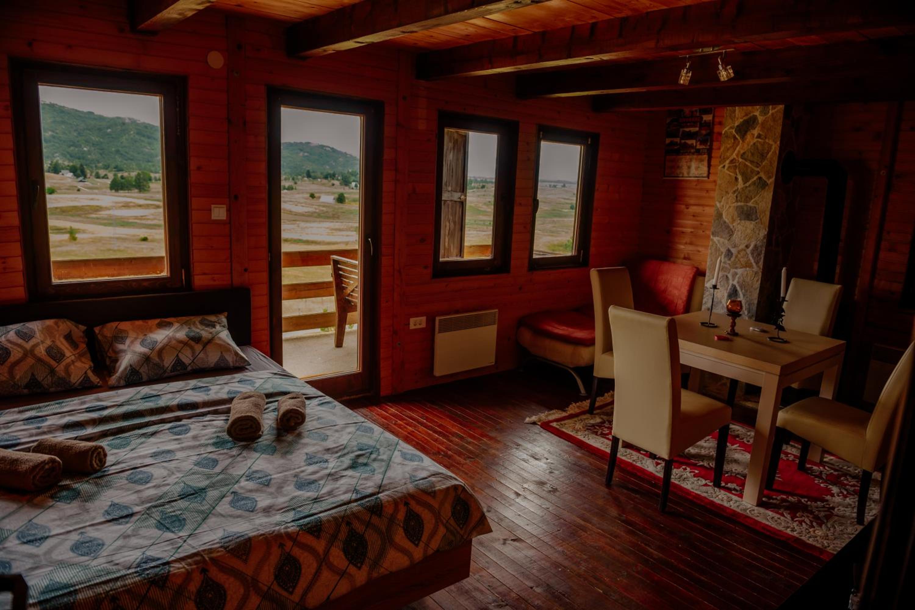 Villa Forestside