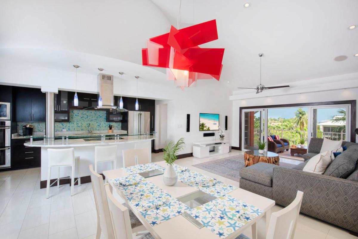 Britannia 7 Mile Beach Condo, photo 17
