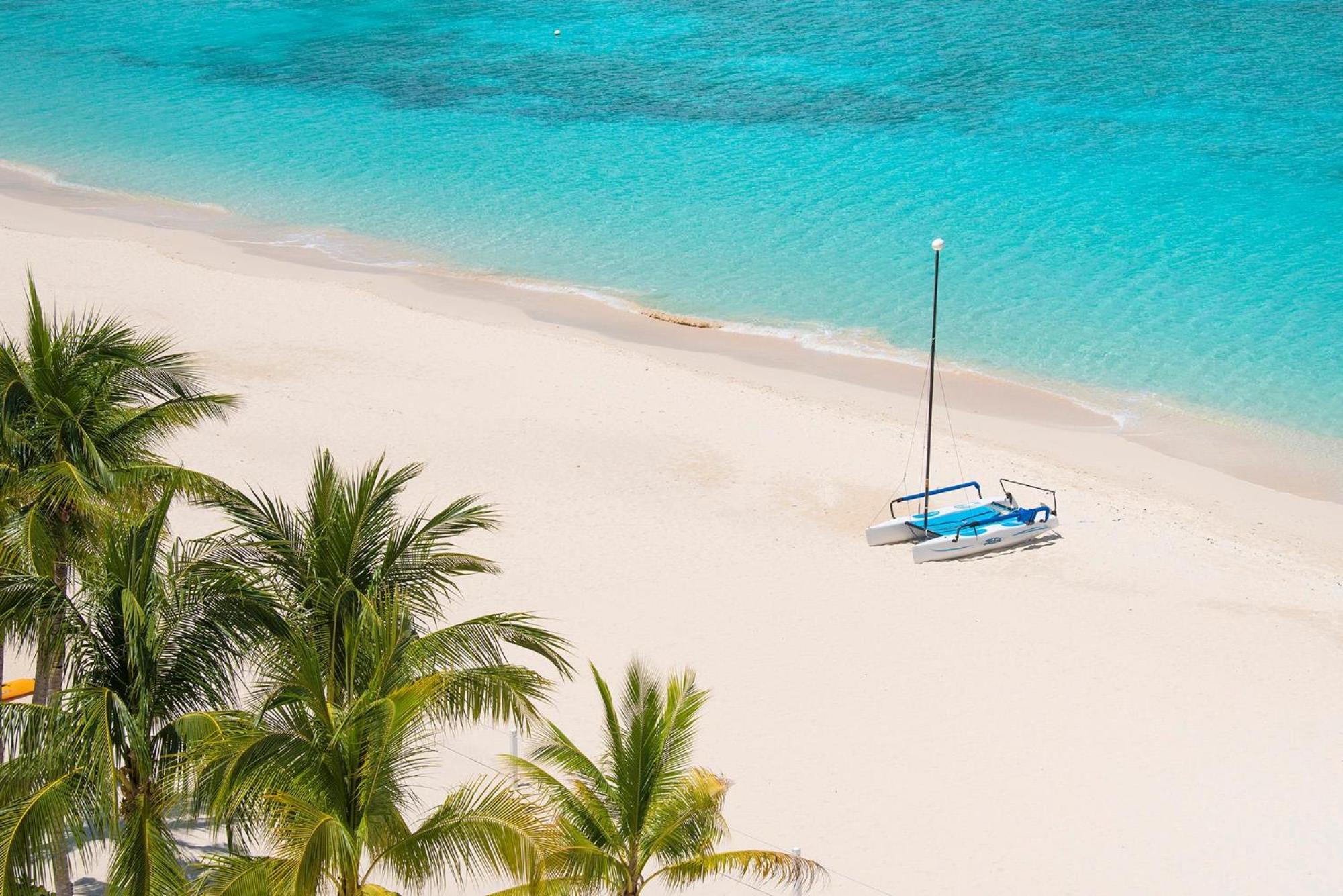 Britannia 7 Mile Beach Condo