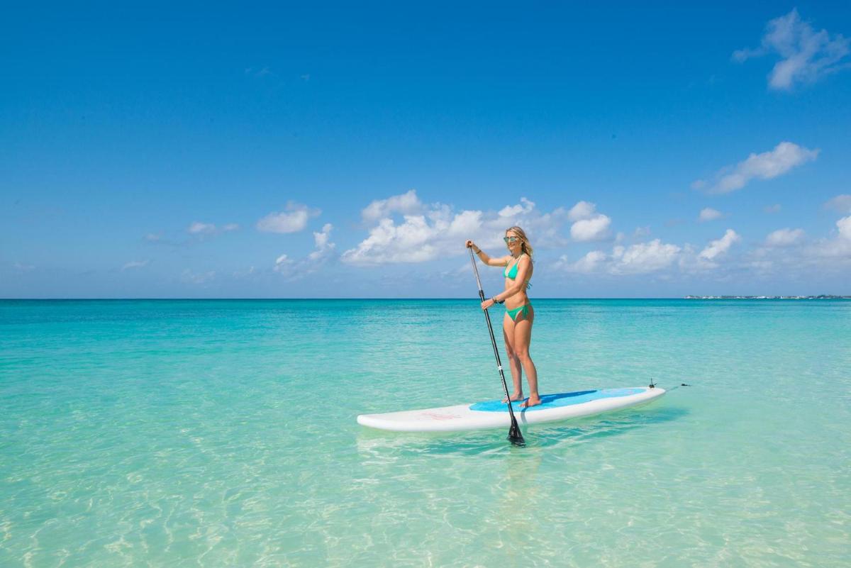 Britannia 7 Mile Beach Condo