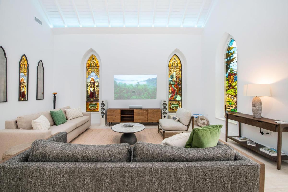 The Mastic Chapel Cottage view 2