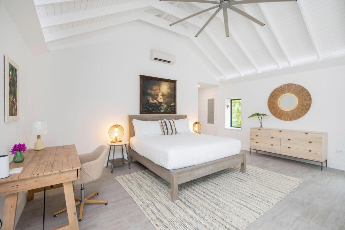 The Mastic Cana Luxury Cottage view 2