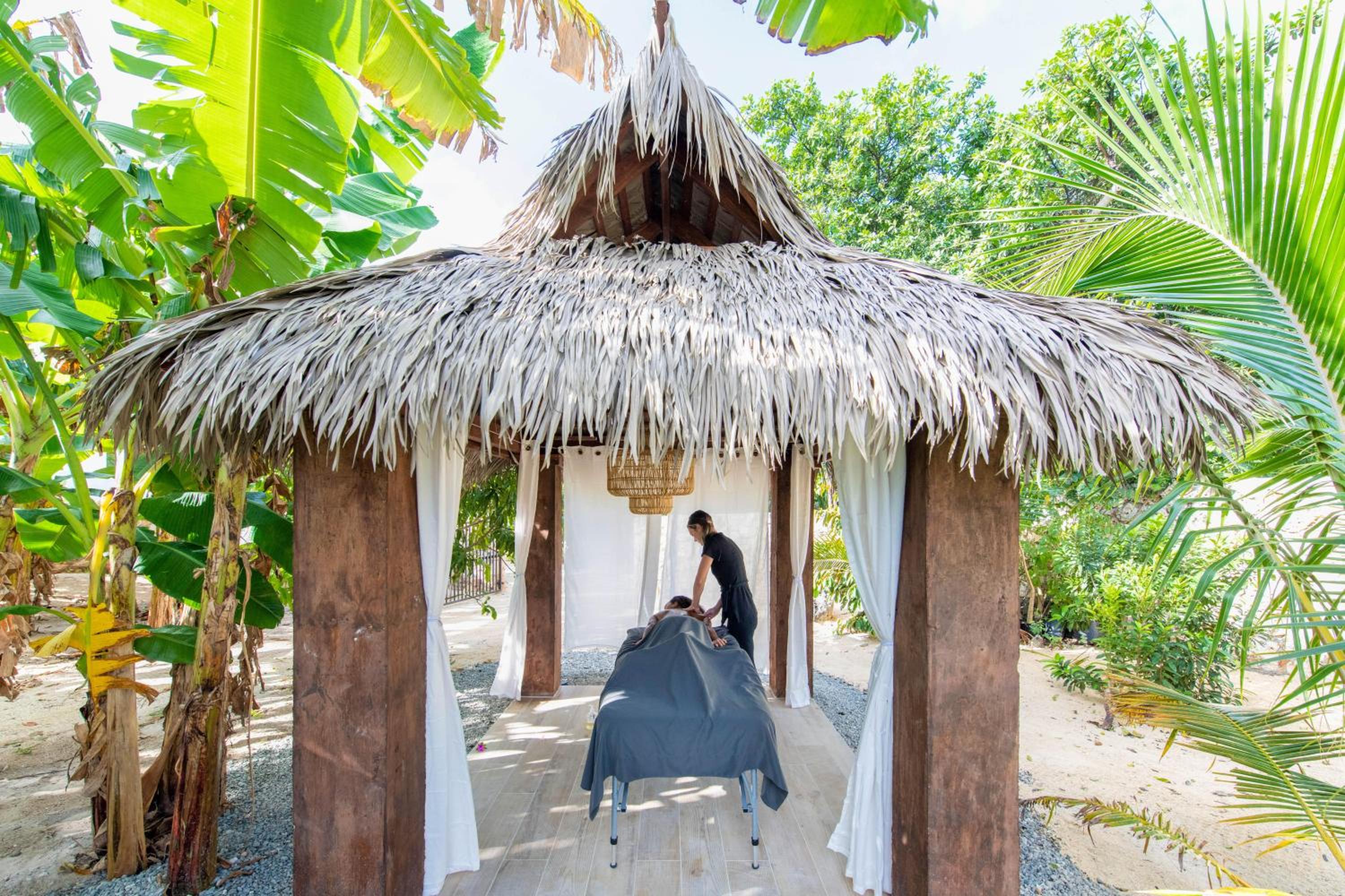 The Mastic Cana Luxury Cottage view 5