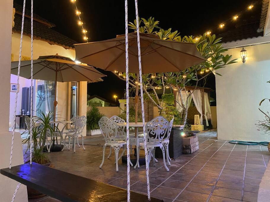 Suria 3 Sepang with private pool photo 2
