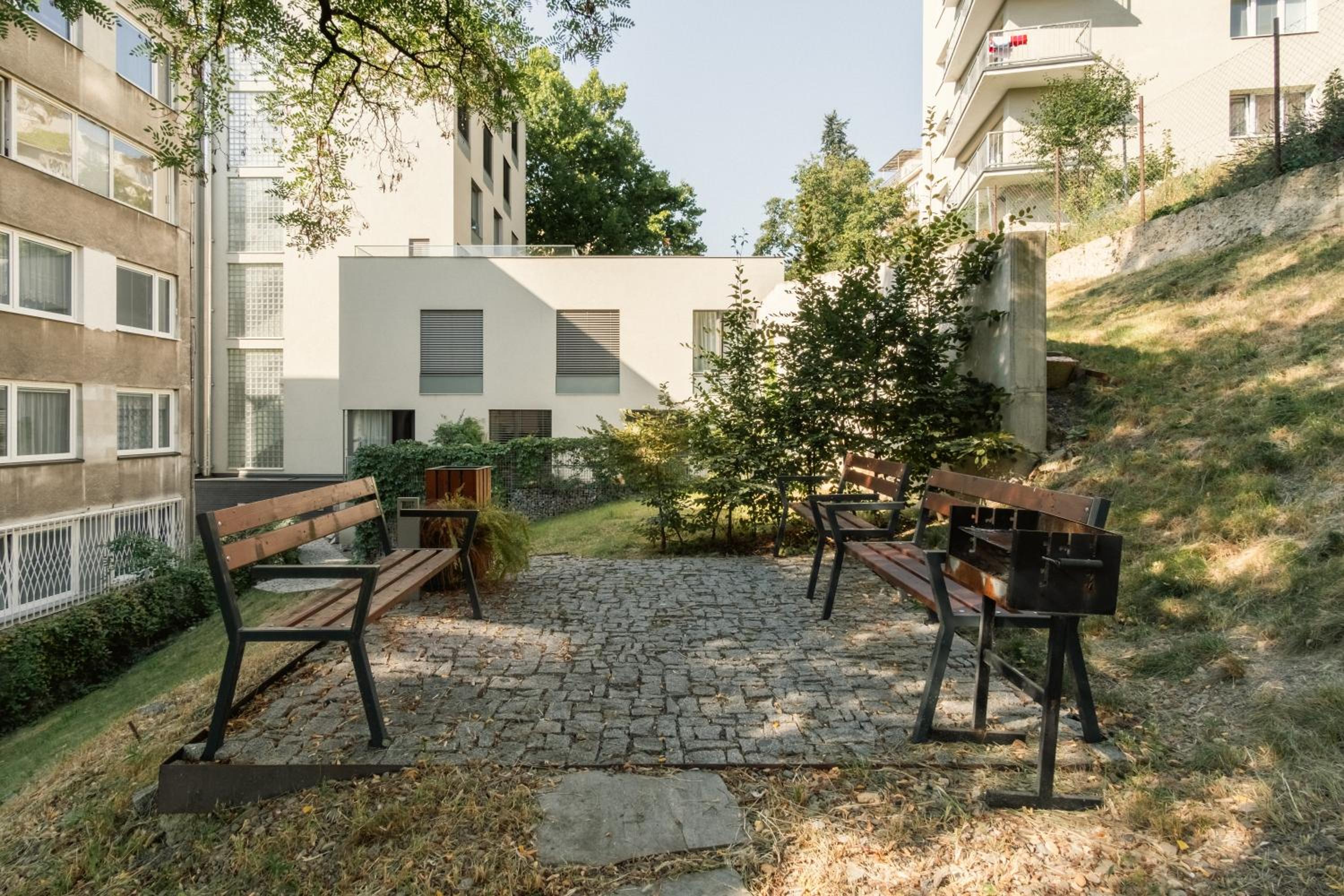 Prague Days - Premium Studios w Stunning Terraces - Easy City Access