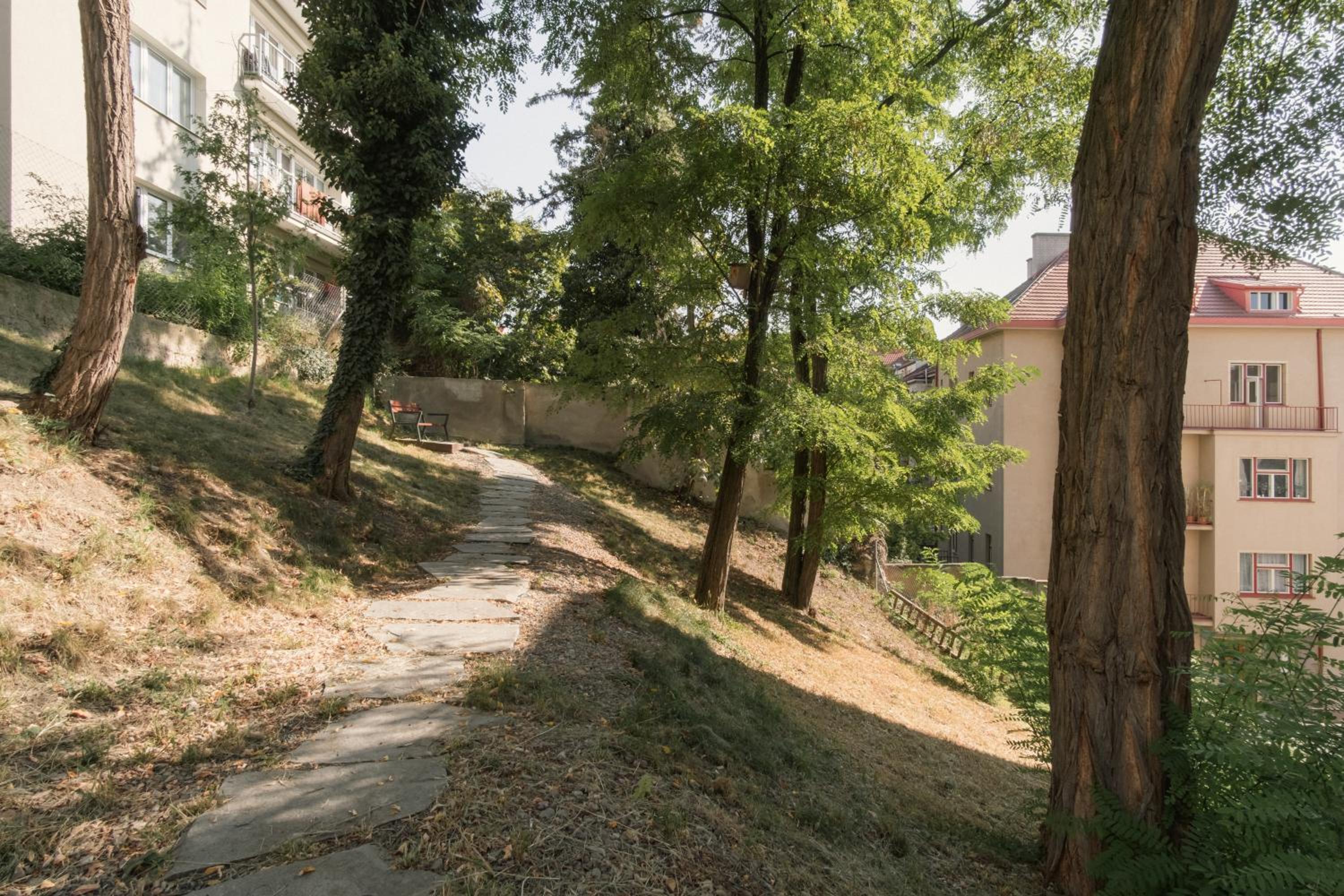 Prague Days - Premium Studios w Stunning Terraces - Easy City Access