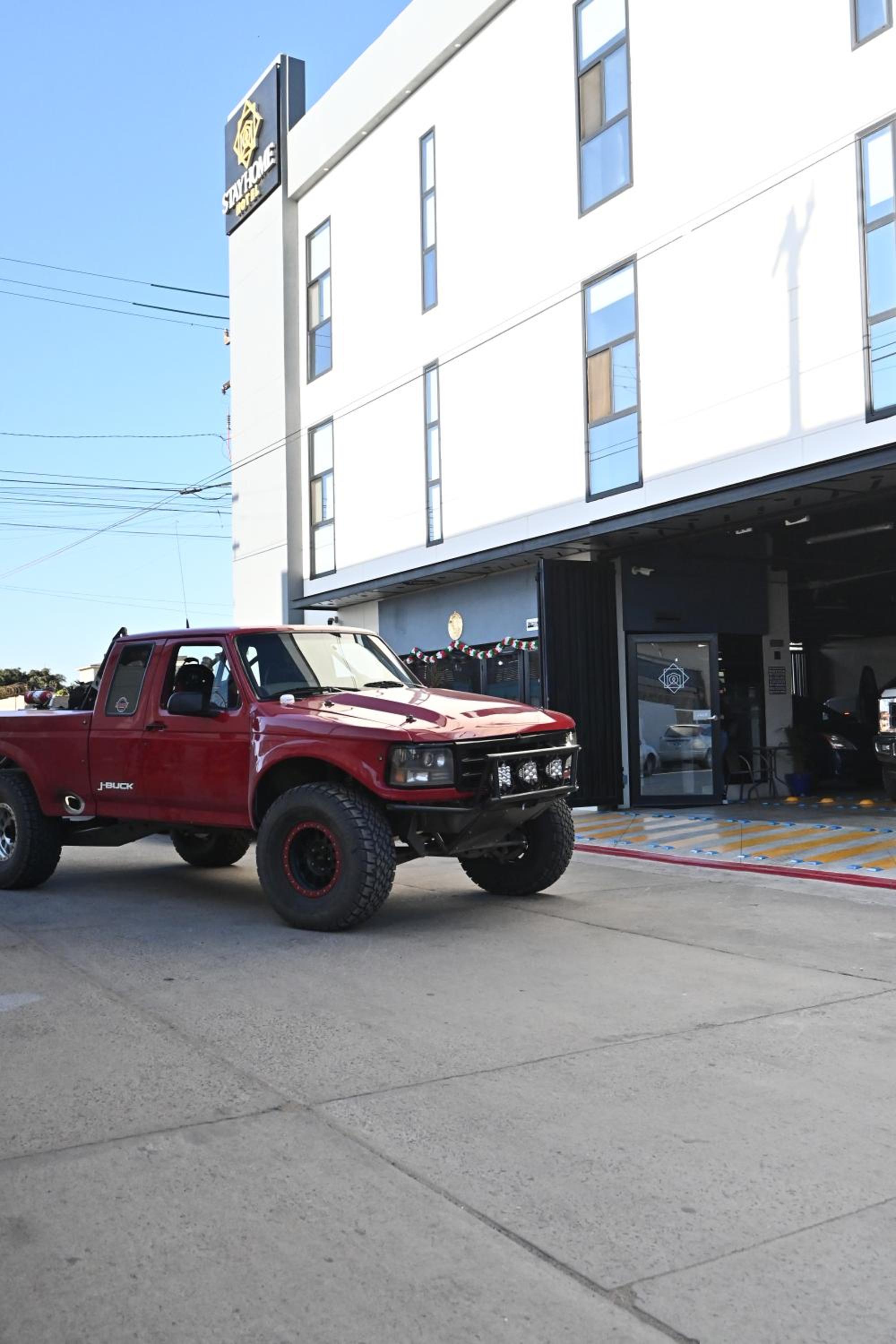 Hotel StayHome - Image 1