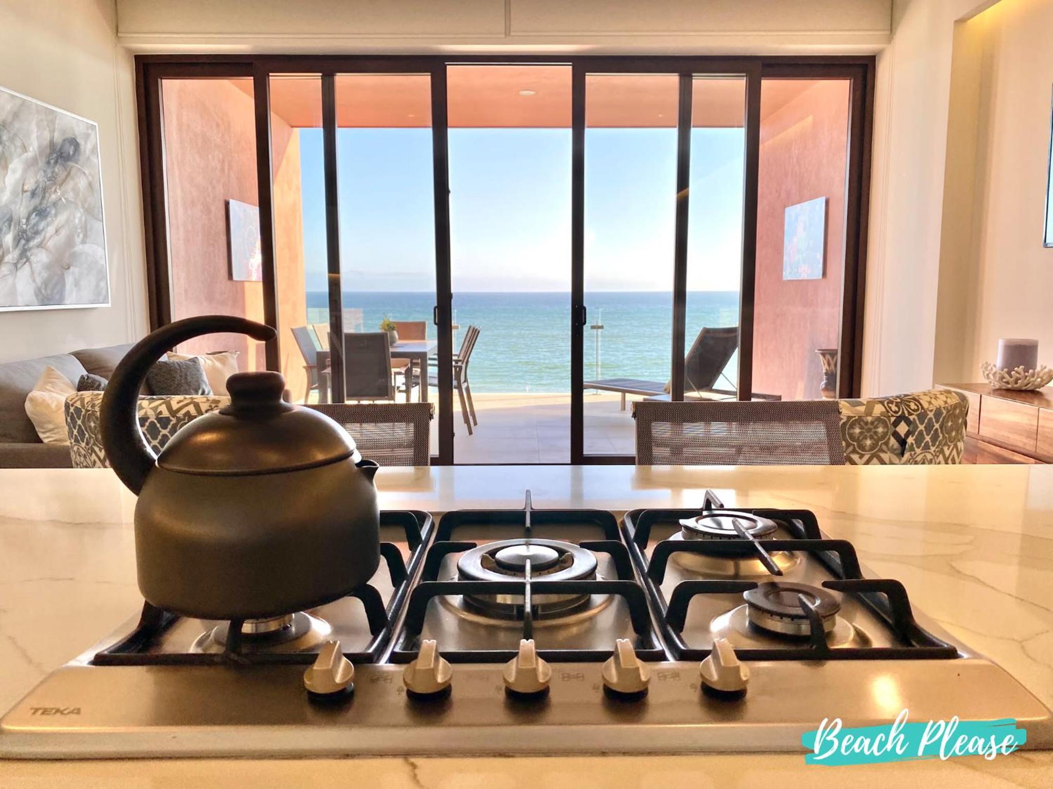 Casa del Mar Bucerias - Beachfront Condos view 3