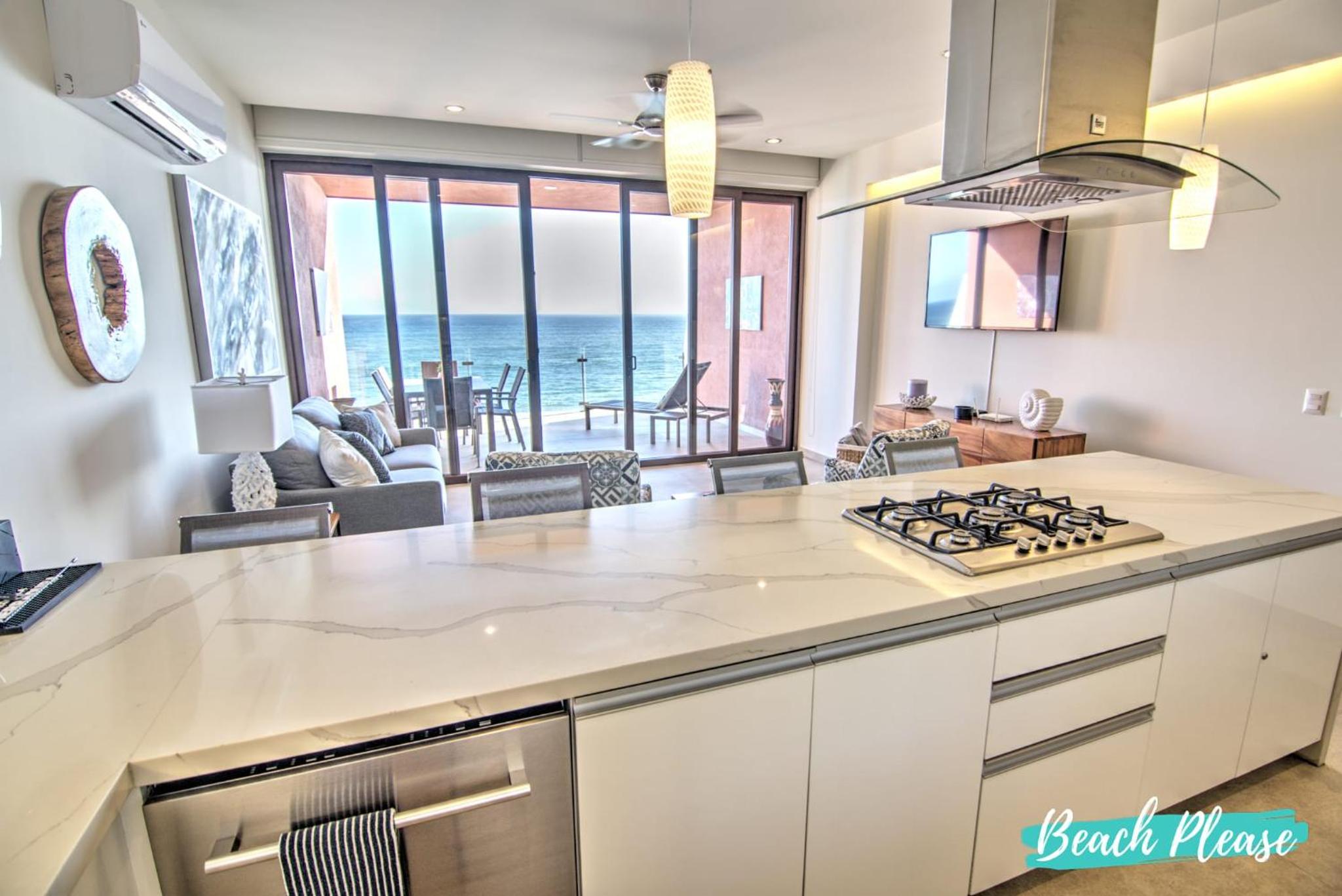 Casa del Mar Bucerias - Beachfront Condos view 5