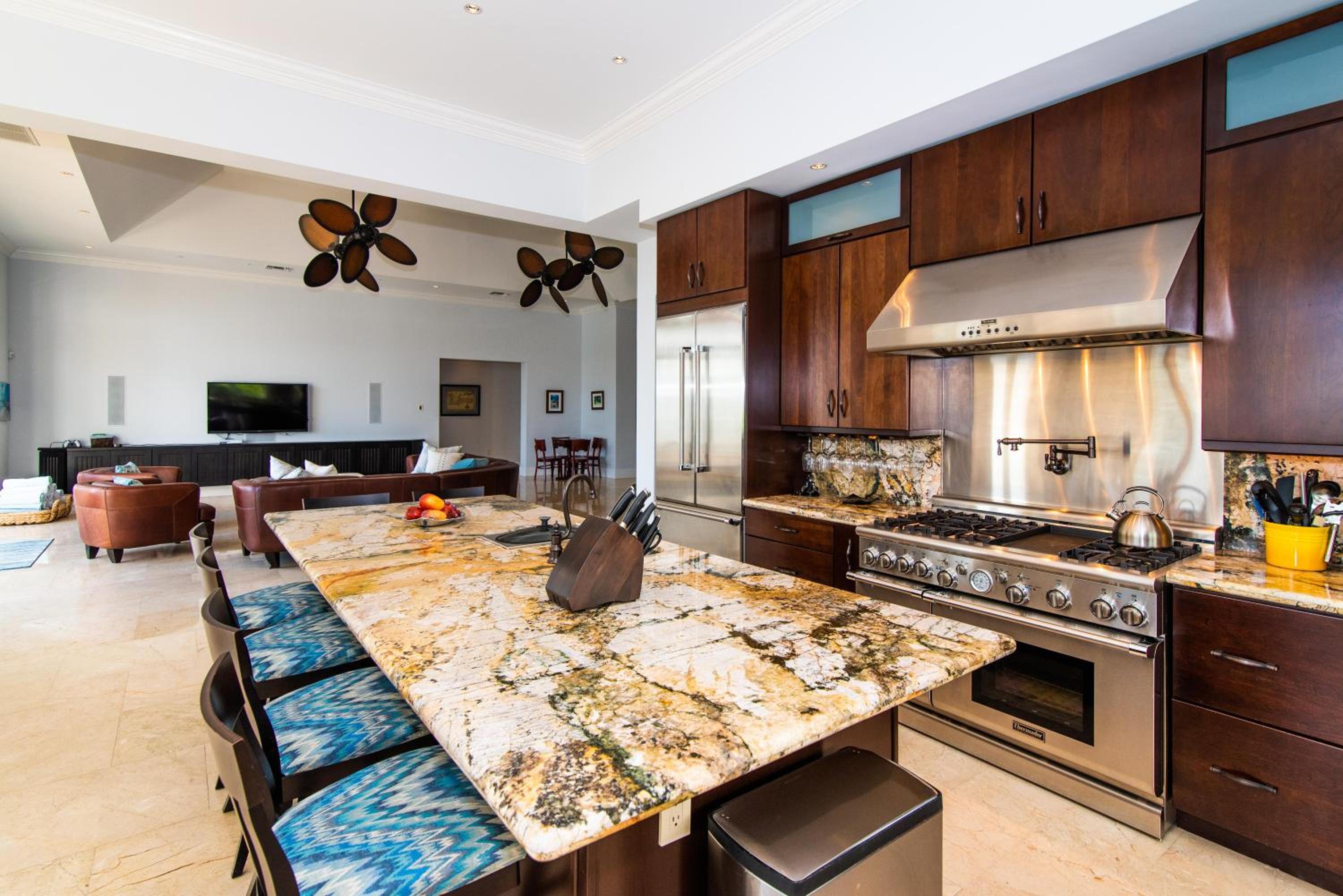 Faroway Luxury Villa
