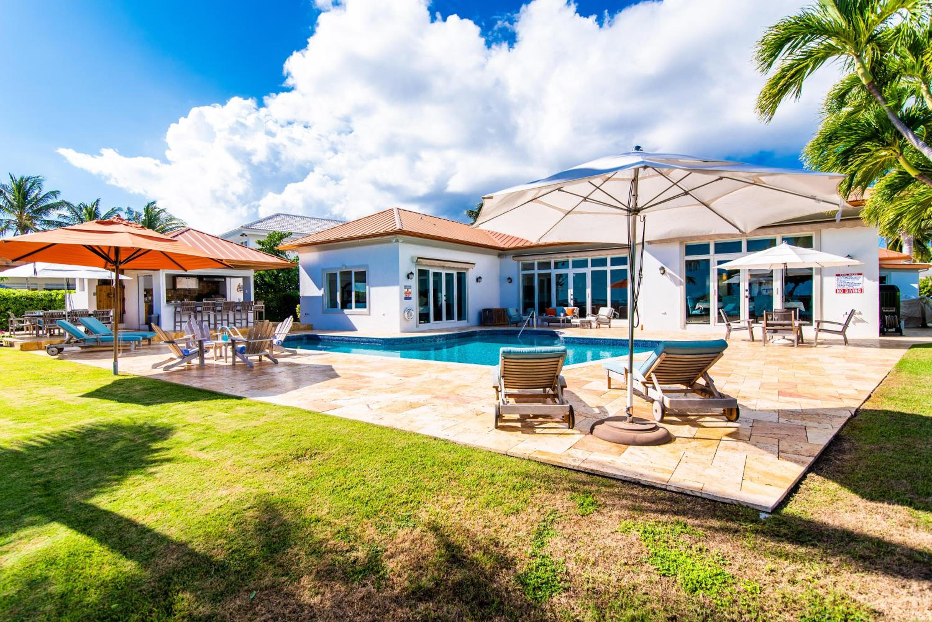 Faroway Luxury Villa