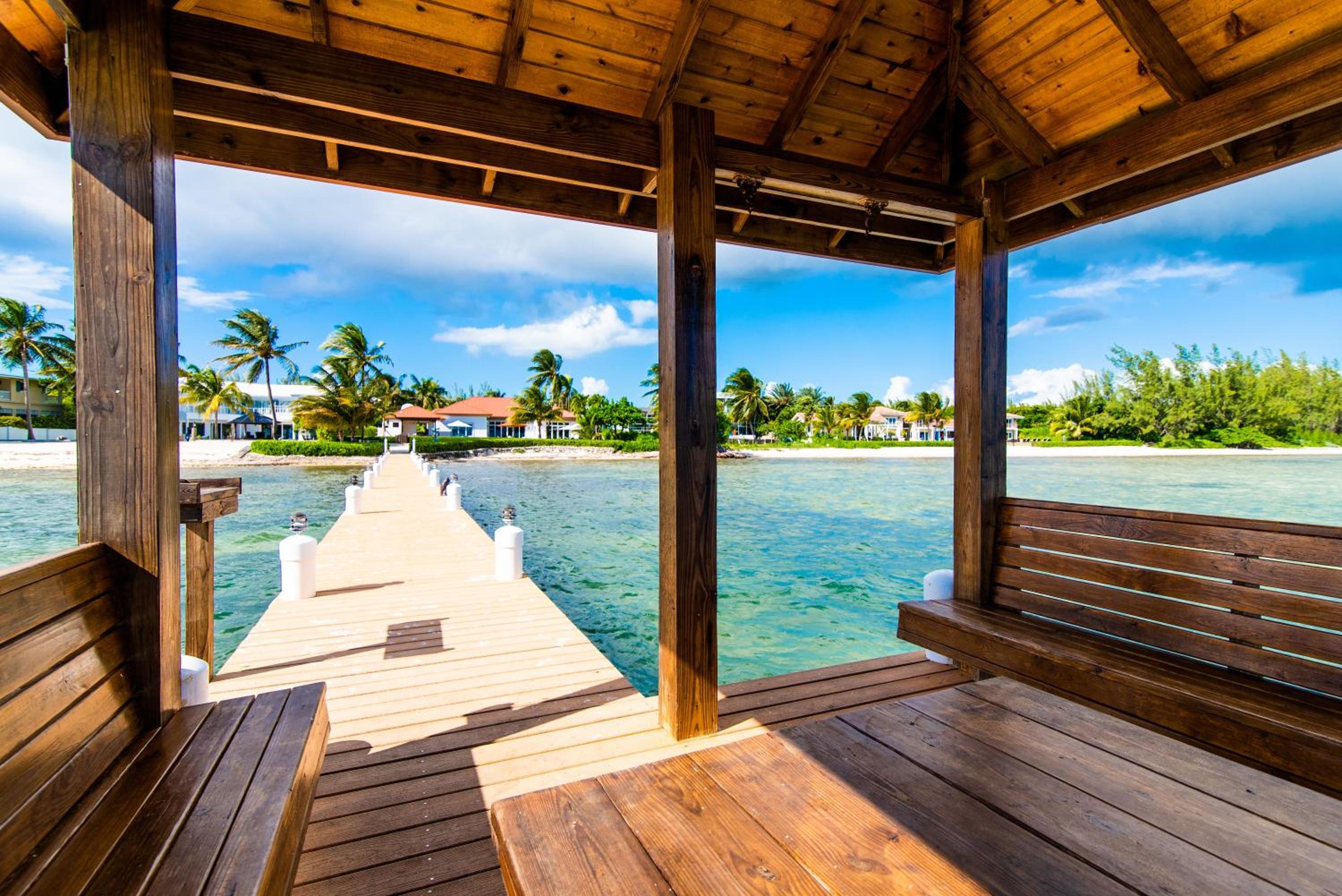 Faroway Luxury Villa